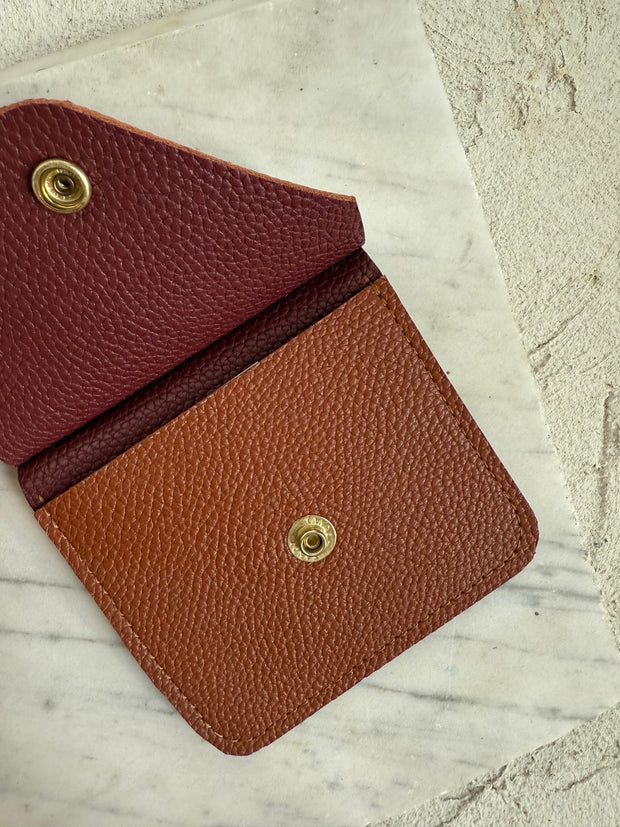 Tan Snap Wallet