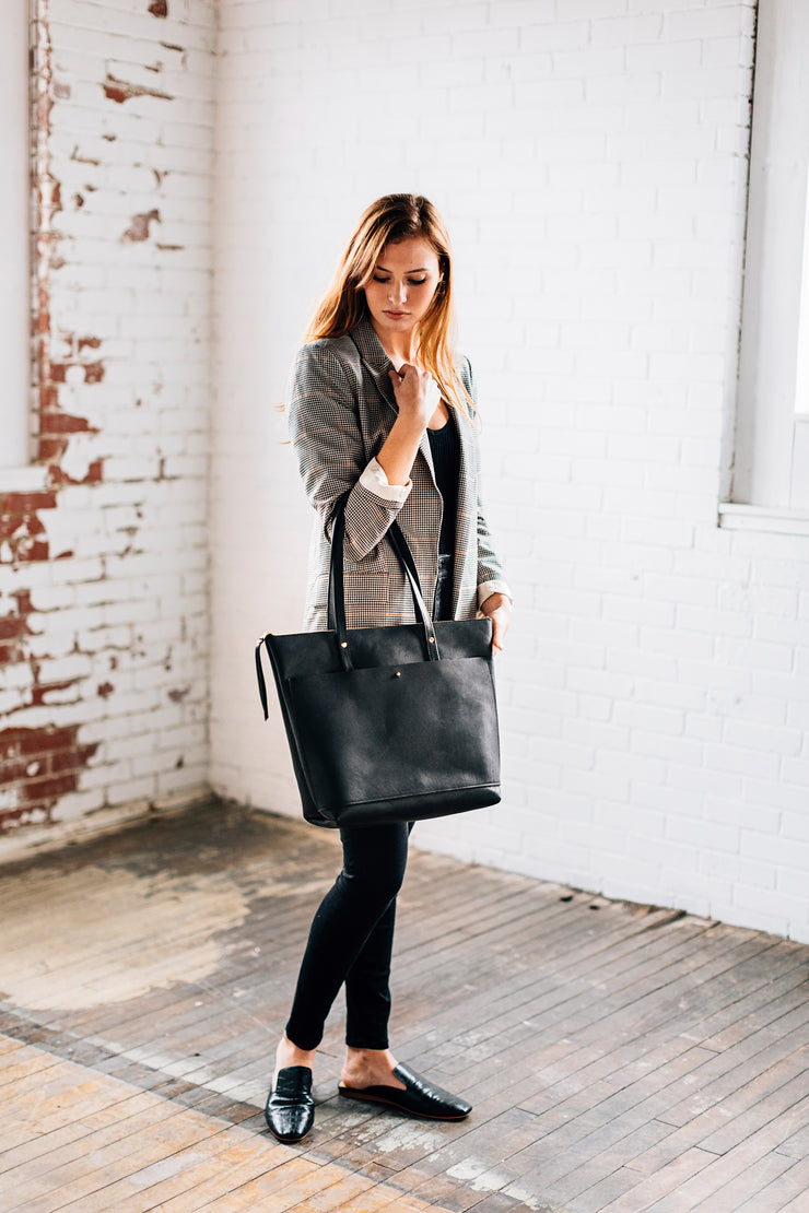 Classic Tote-Black