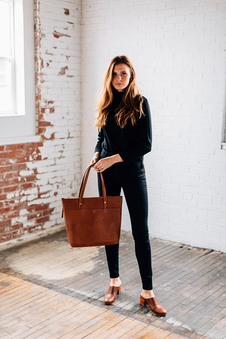 Classic Tote-Caramel